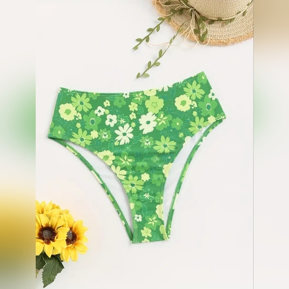 Boutique Other - Green Floral Bikini Bottoms
